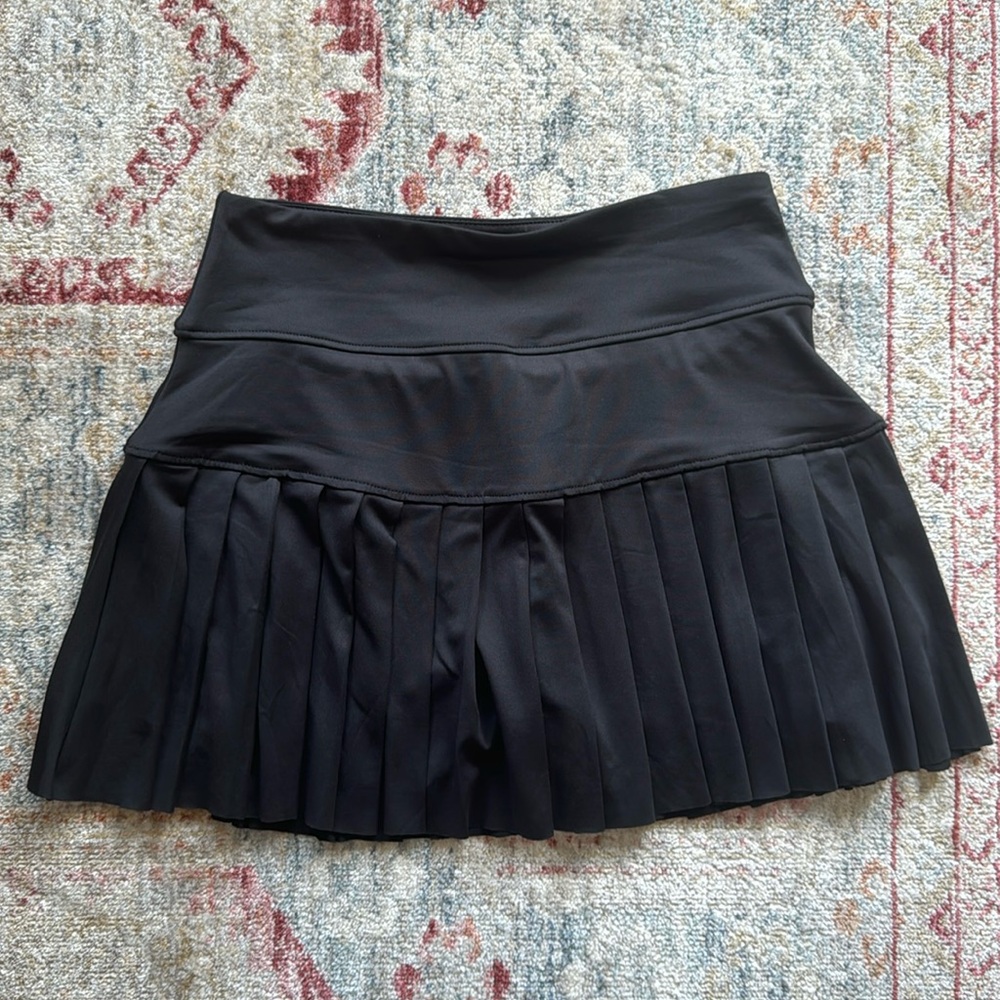 NWOT Kyodan Pleated Black Tennis Skirt